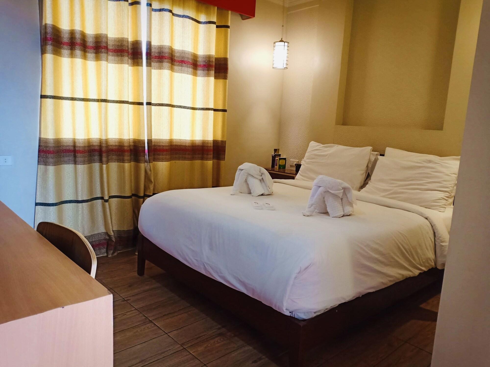 Tinhat Halal حلال Certified Boutique Hotel And Restaurant Davao City Kültér fotó