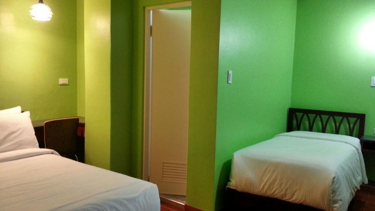 Tinhat Halal حلال Certified Boutique Hotel And Restaurant Davao City Kültér fotó