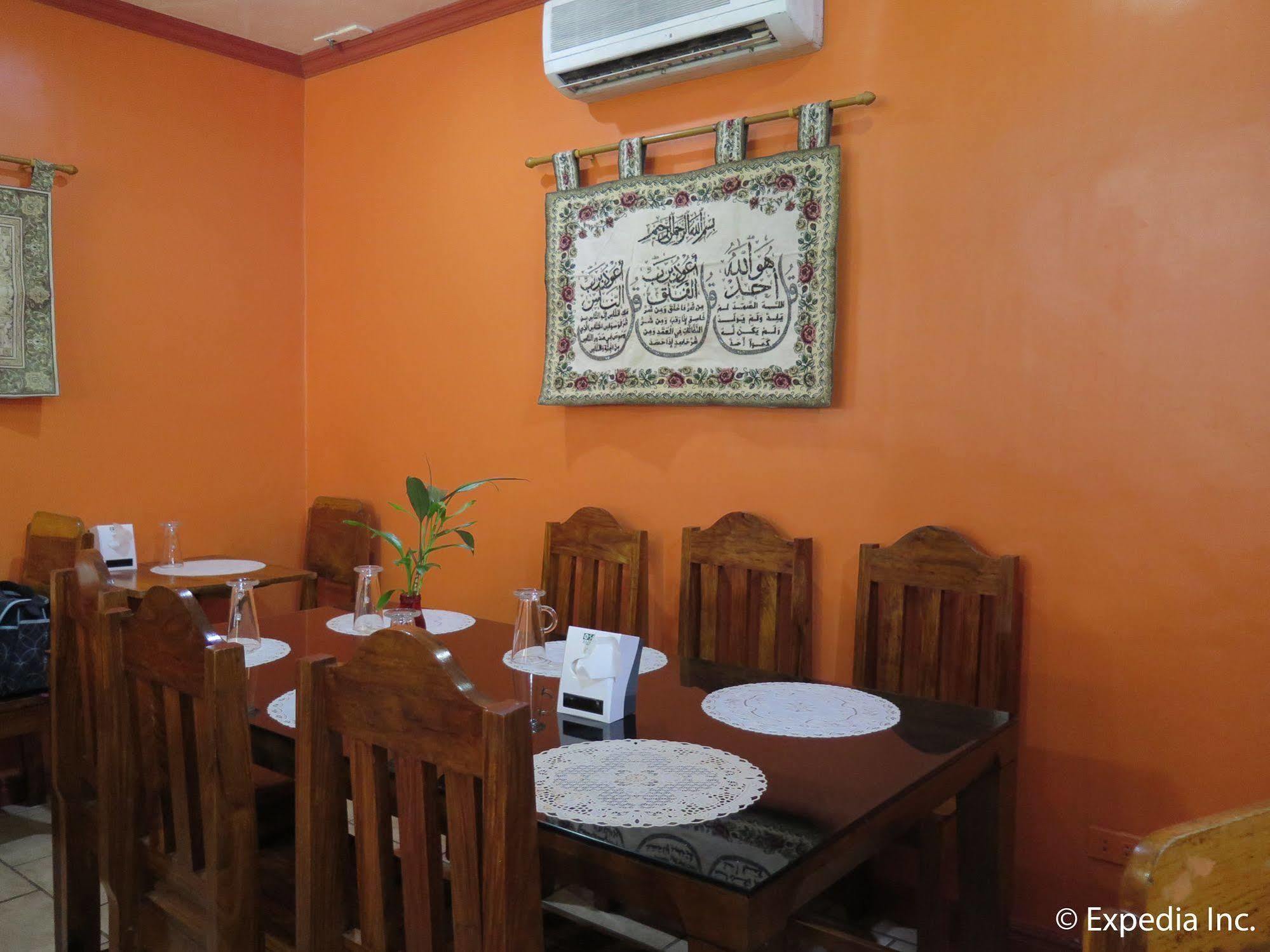 Tinhat Halal حلال Certified Boutique Hotel And Restaurant Davao City Kültér fotó